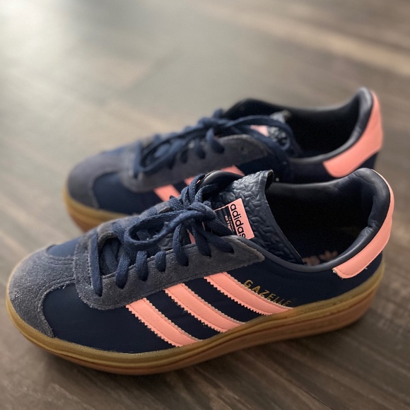 Adidas original women’s gazelle bold shoes - Picture 1 of 3